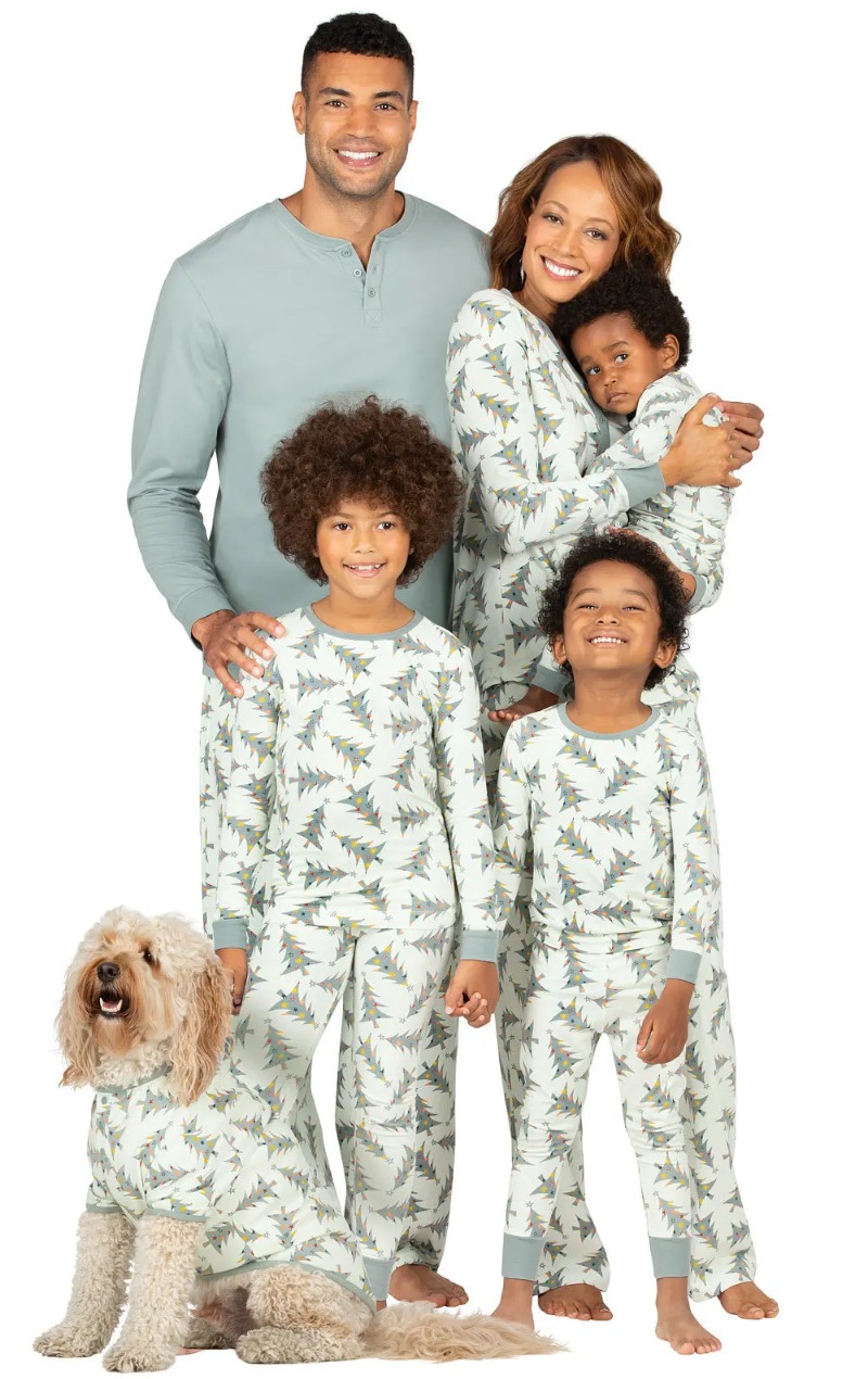 Family Tree Print - Одинаковые пижамы для мамы, дочки, папы