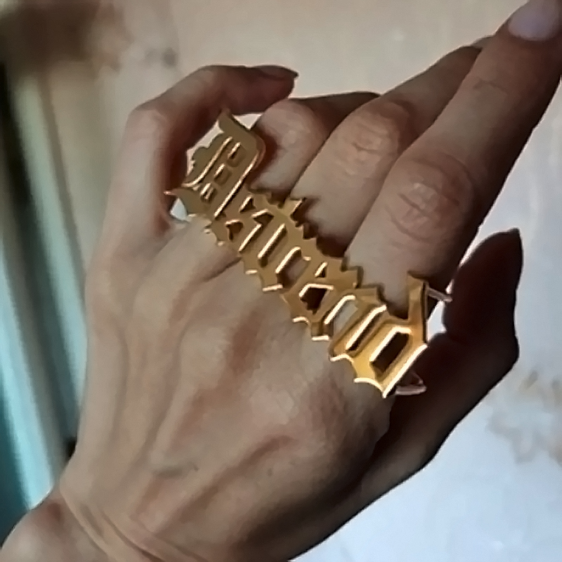 Кольцо с именем на заказ для м – обзор и цена Initial Ring Custom