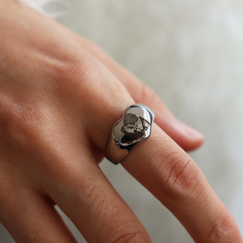 Круглые кольца с гравировкой л – обзор и цена Initial Ring Custom